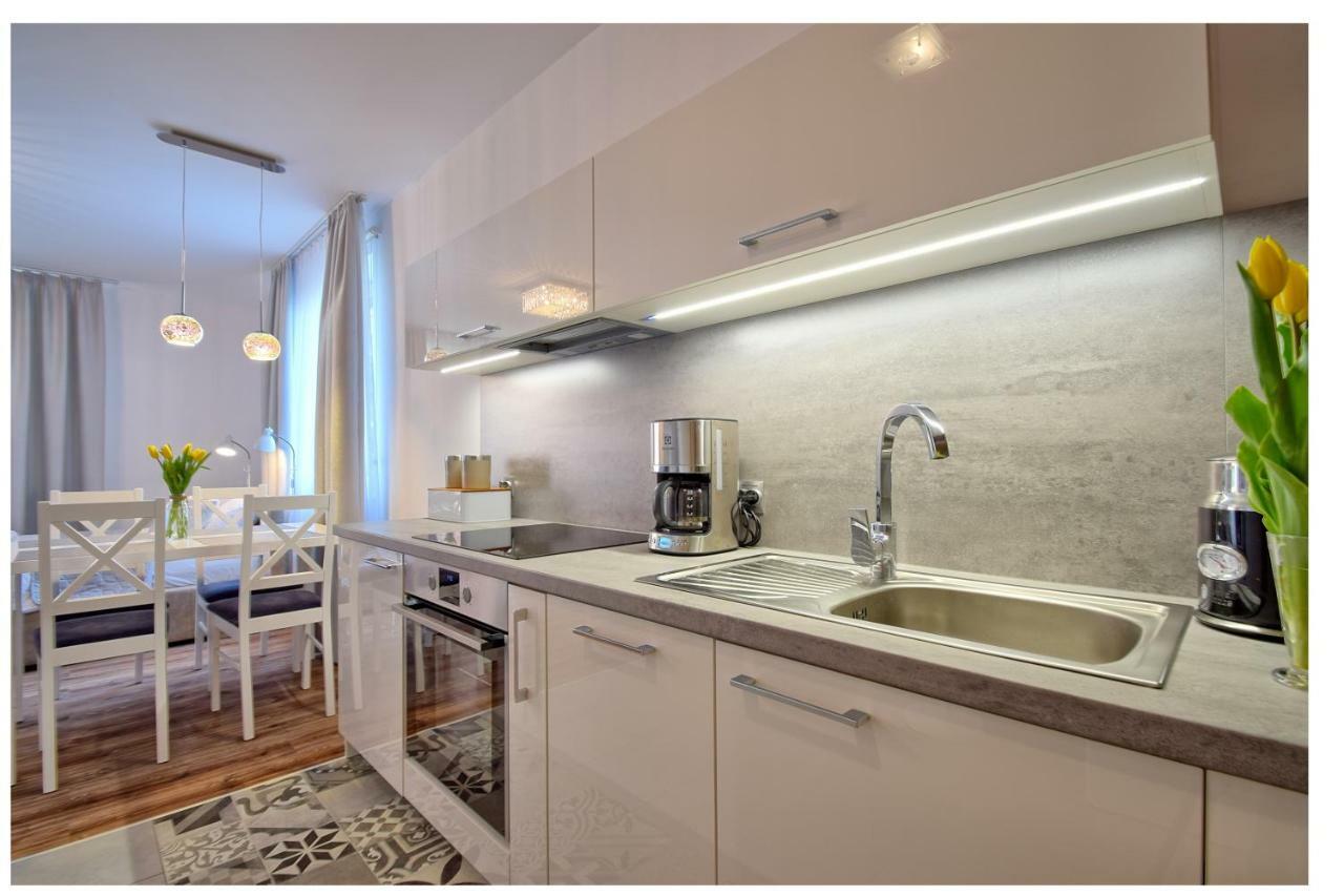 Blizej Morza 16 Premium Apartment Kolobrzeg Bagian luar foto
